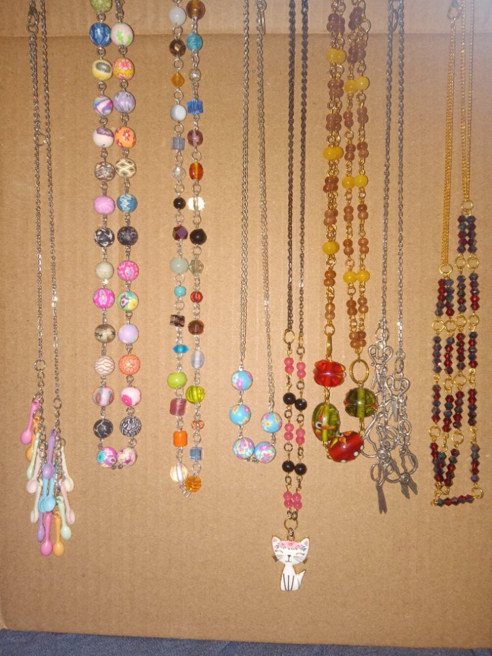 HANDMADE JEWELRY SURPRISE - Picture 8 of 13